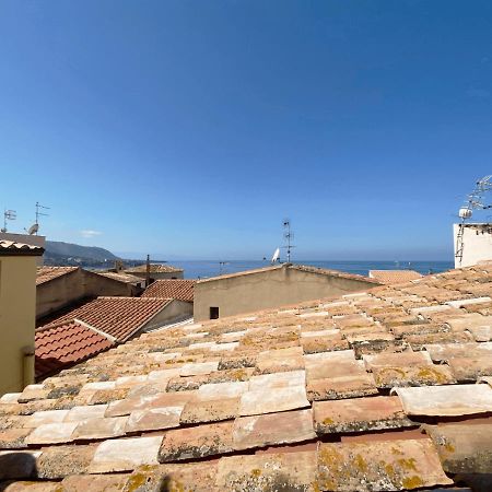 Rocksea Apartments Attic Floor تْشيفالو المظهر الخارجي الصورة