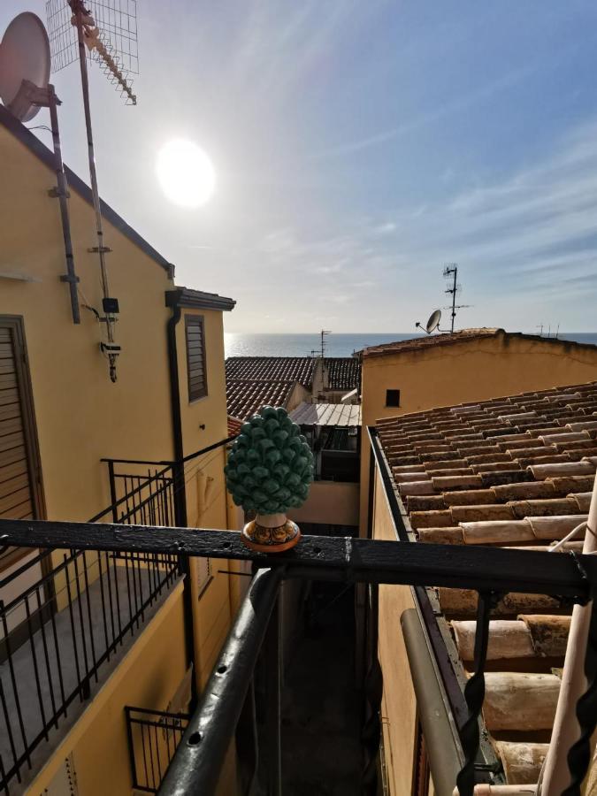 Rocksea Apartments Attic Floor تْشيفالو المظهر الخارجي الصورة