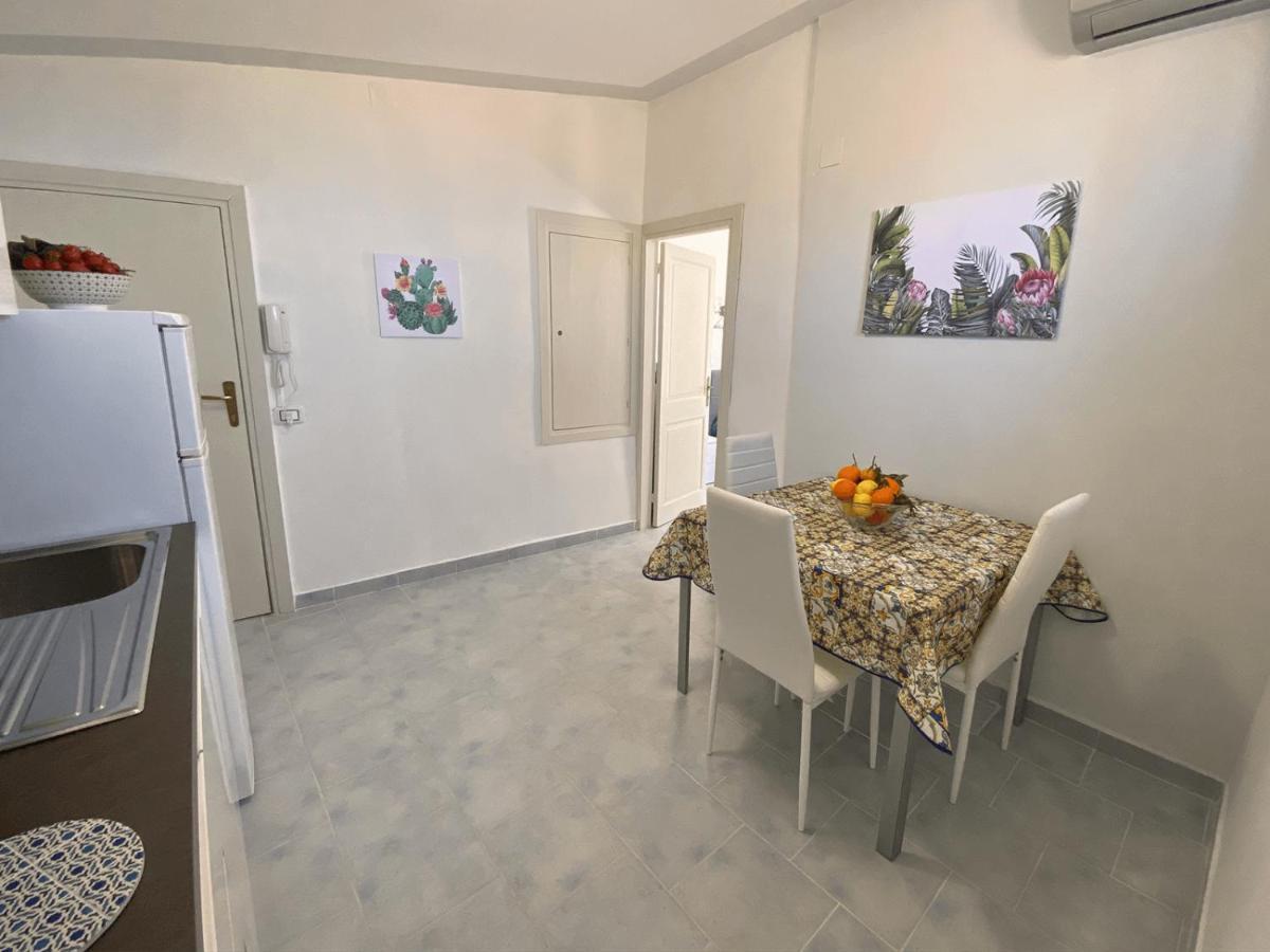 Rocksea Apartments Attic Floor تْشيفالو المظهر الخارجي الصورة