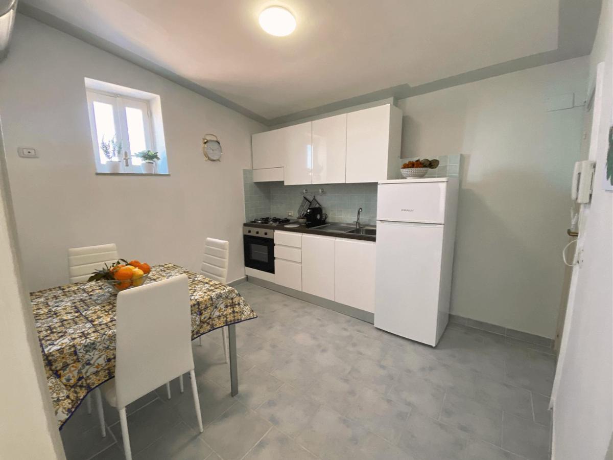 Rocksea Apartments Attic Floor تْشيفالو المظهر الخارجي الصورة